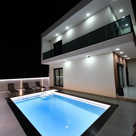 Lavea Villa Draç