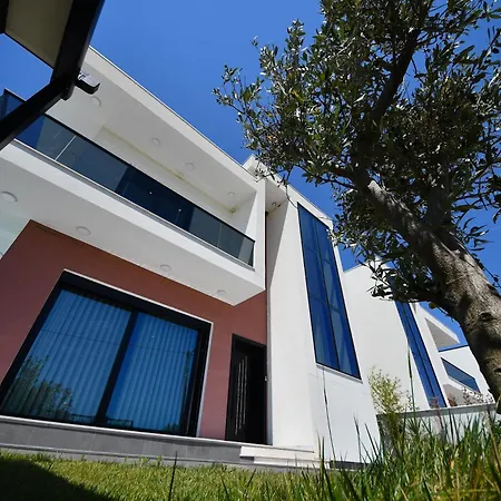 Villa Lavea *
